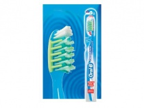 Зубная щетка Oral-B CROSS ACTION Vitalizer